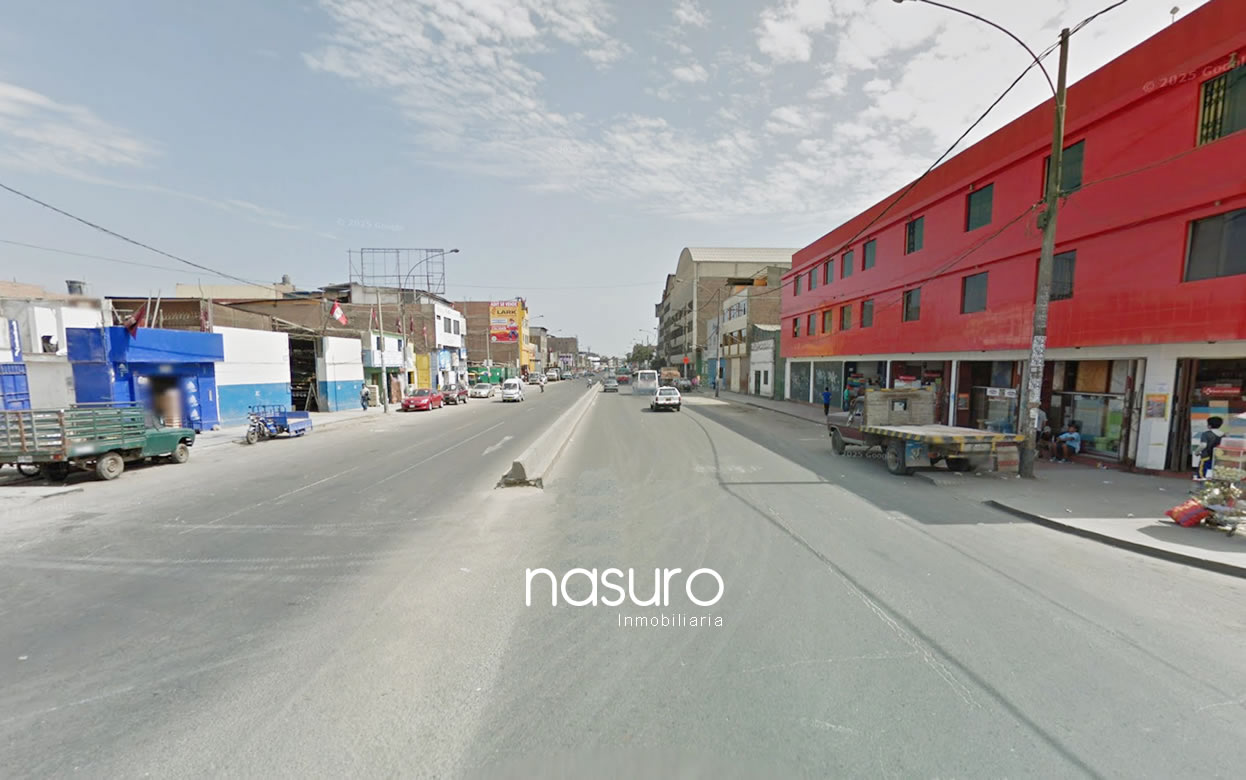 Se vende terreno en Avenida Parinacochas cerca de Gamarra