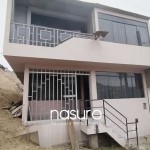 Se vende casa de dos pisos en Mi Perú