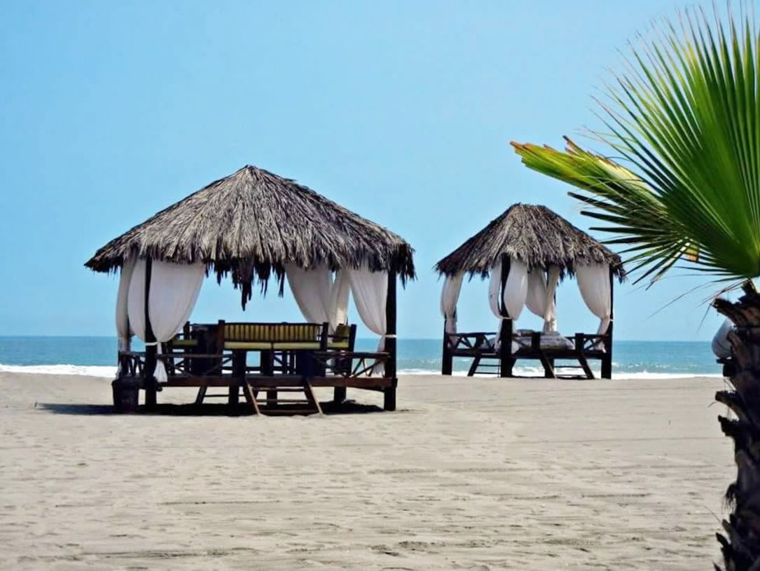 Se vende terreno de 17.86 hectáreas en playa de San Vicente de Cañete