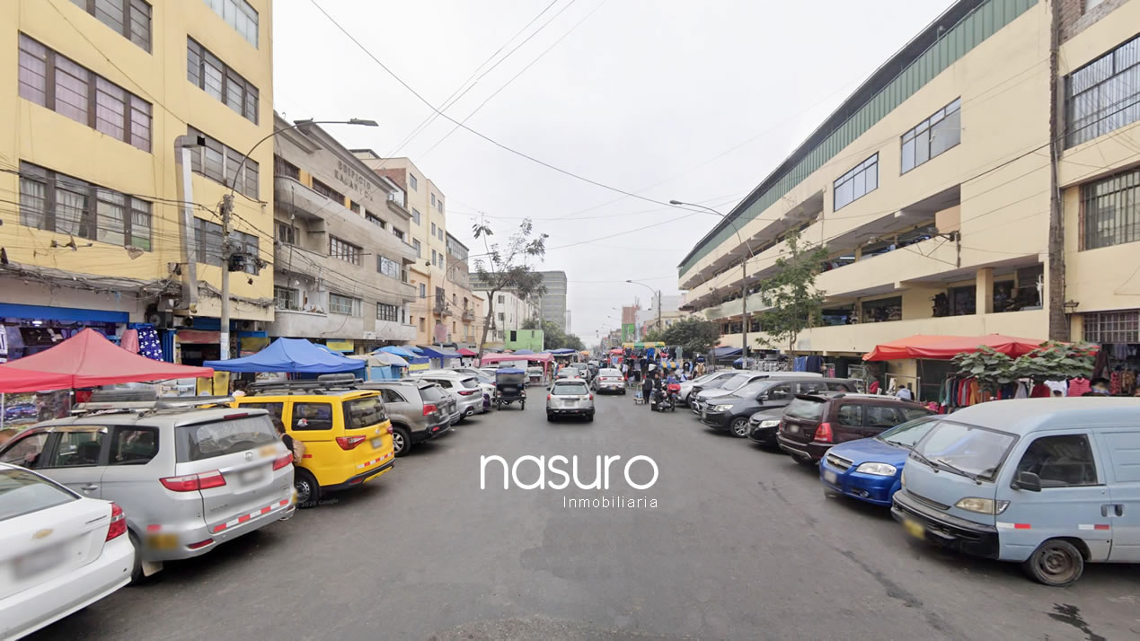 Se vende departamento en primer piso en Gamarra