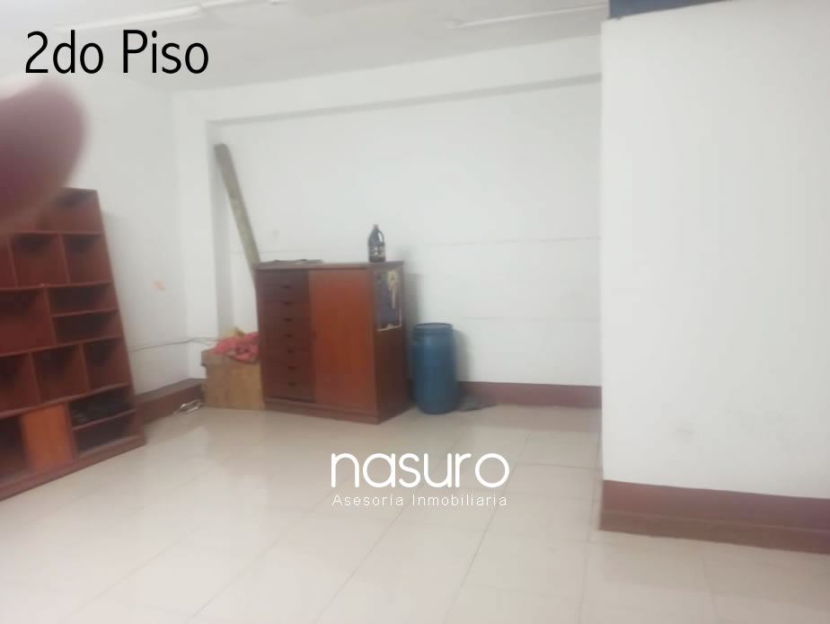 Se vende local comercial en Gamarra