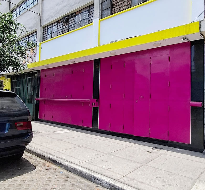 Se vende tienda en Jirón Huánuco Gamarra