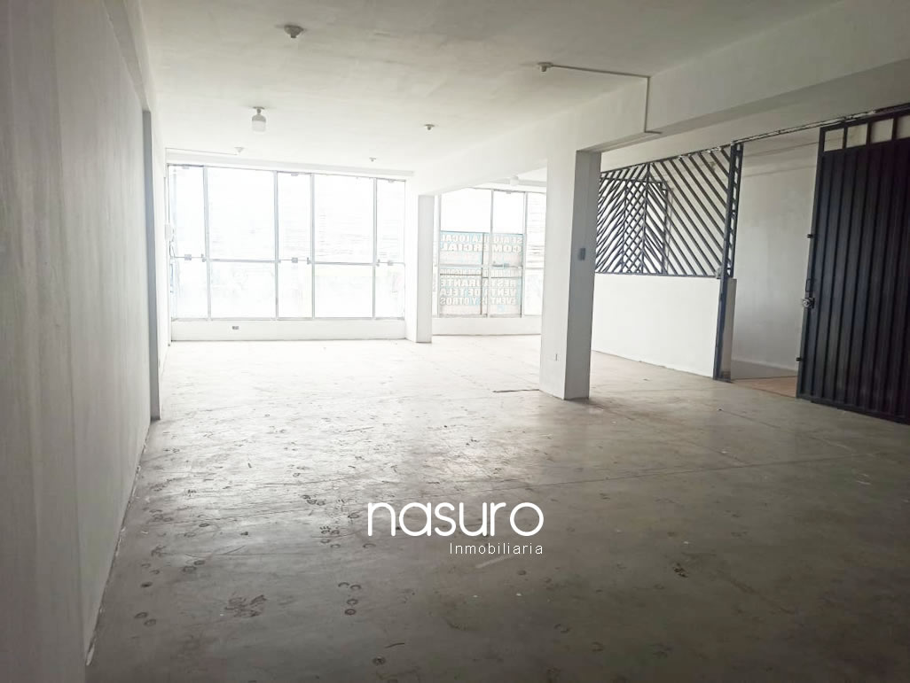 Se alquila local comercial en el Parque Industrial Villa El Salvador