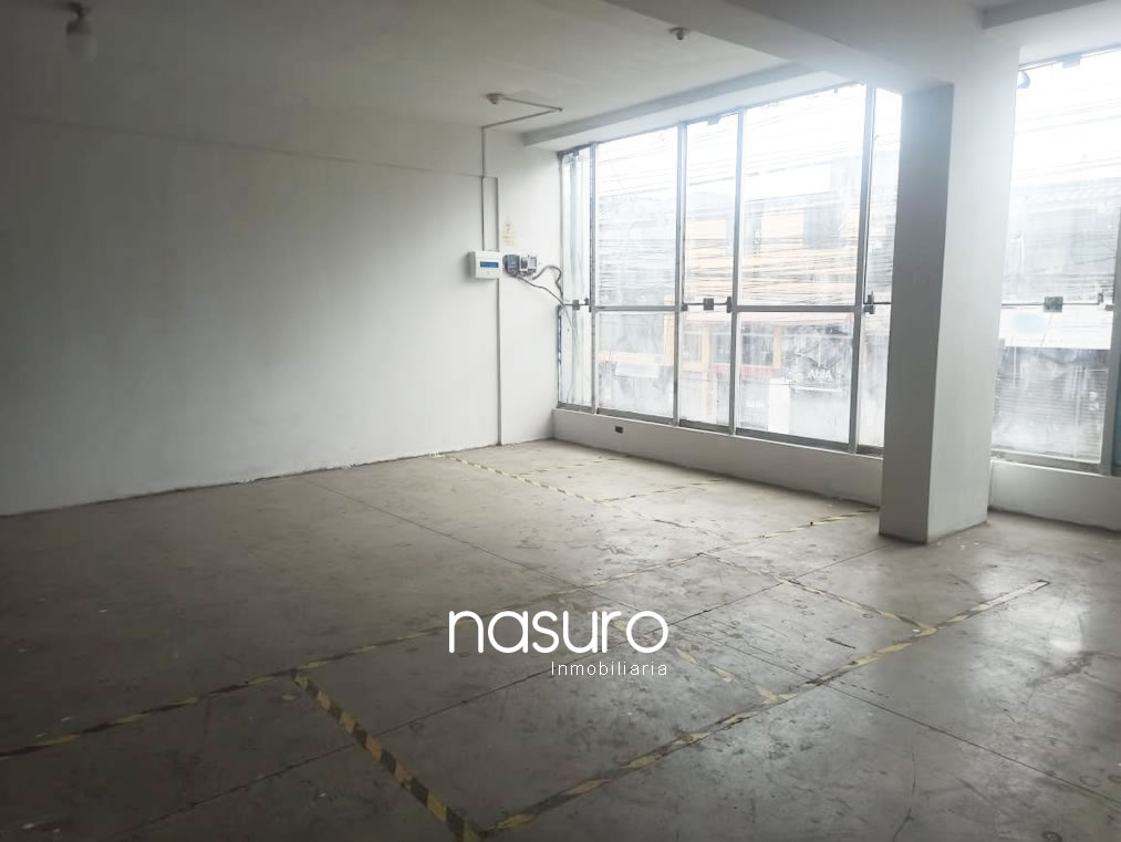 Se alquila local comercial en el Parque Industrial Villa El Salvador
