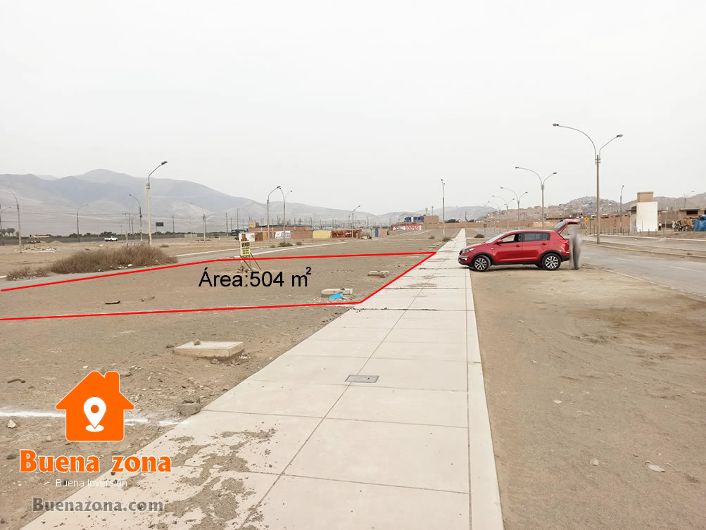 Venta de 4 lotes juntos en zona comercial distrito Santa Rosa