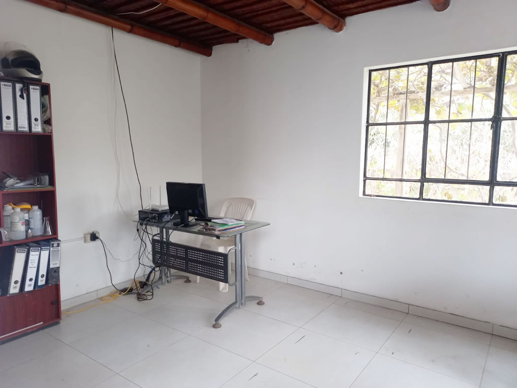 Se vende terreno de 78.4 hectáreas en El Carmen, Chincha, Ica.