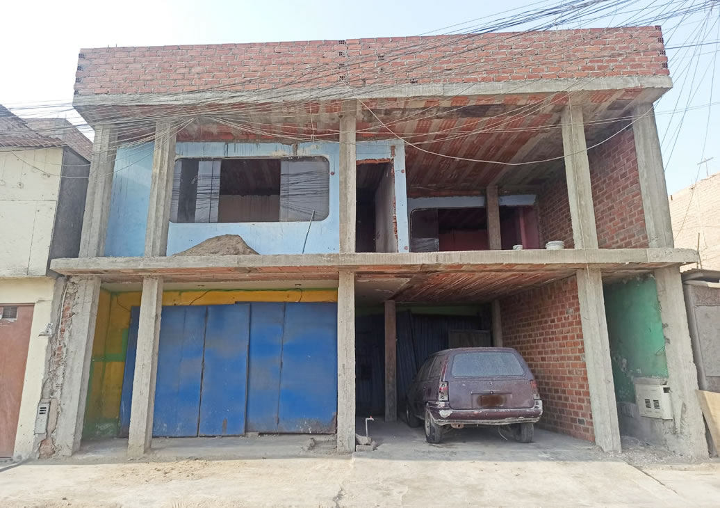 Se vende casa en construcción en Chorrillos