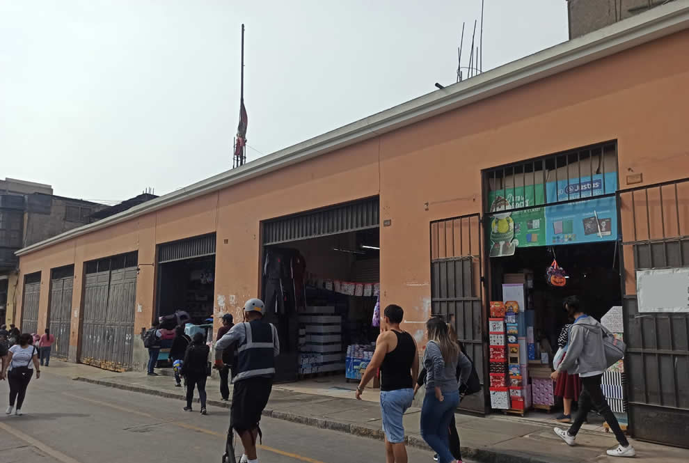 En venta local comercial de 1,764 m2 en el Cercado de Lima