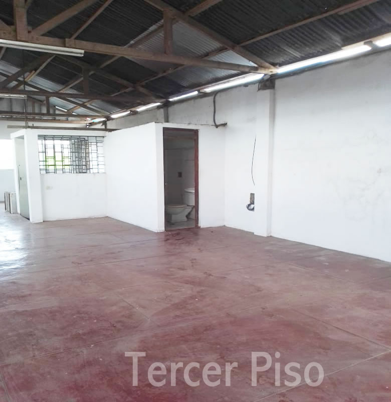 Se alquila local comercial en Pucallpa